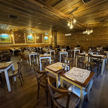 Moura Mountain & Villas Spa Hotel Borovets Buitenkant foto