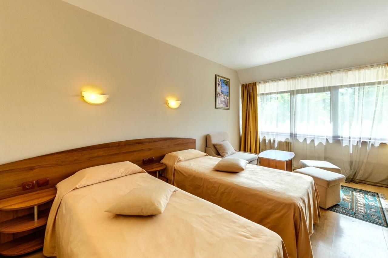 Moura Mountain & Villas Spa Hotel Borovets Buitenkant foto